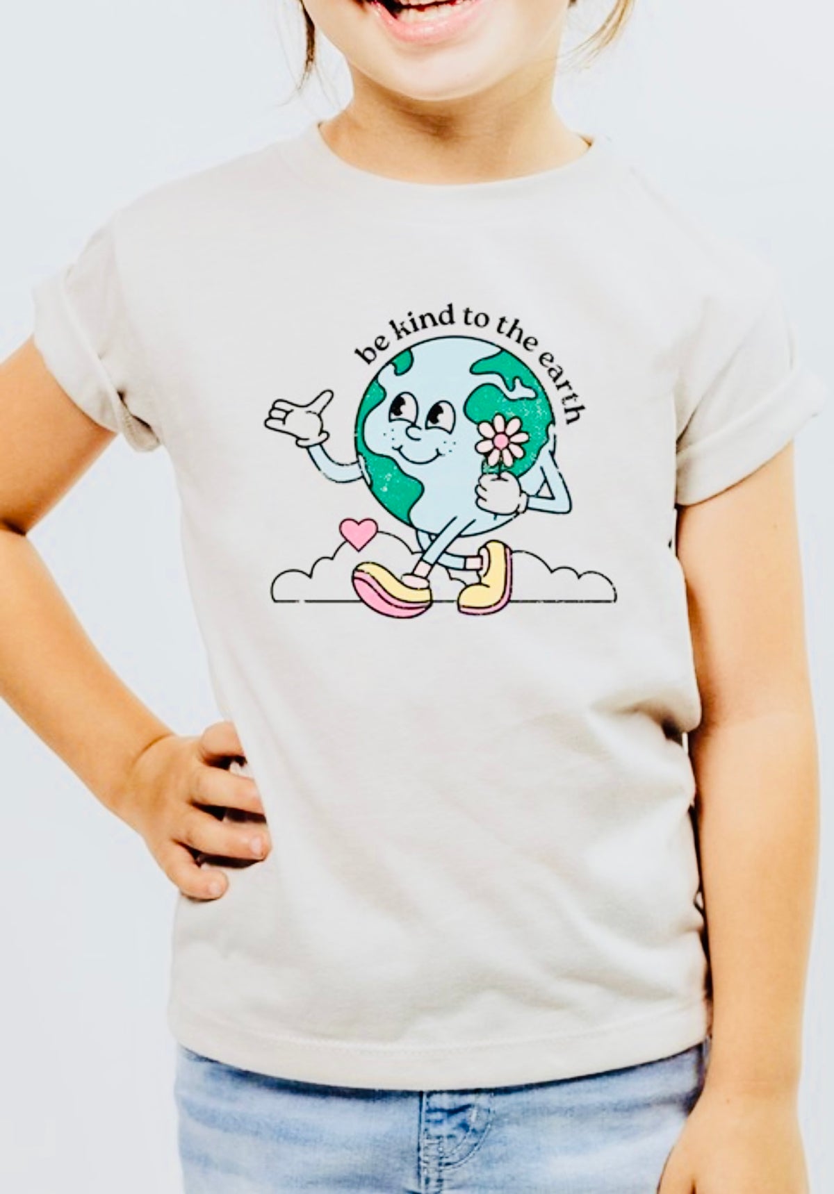 Kids Be Kind Earth Graphic Tee-Market Grey Boutique