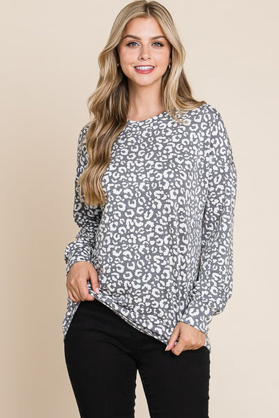 ANIMAL PRINT LONG SLEEVE TOP