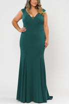 2025 Emerald Sleeveless Plus Gown🤍-Market Grey Boutique