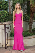 2025 Fuschia Spaghetti Strap Gown with Sweetheart Neckline🤍
