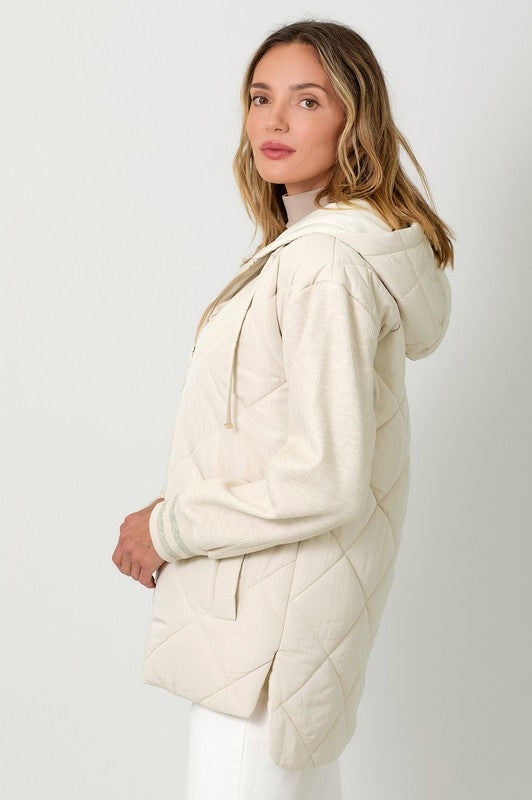 Ivory Contrast Sleeve Puffer Jacket