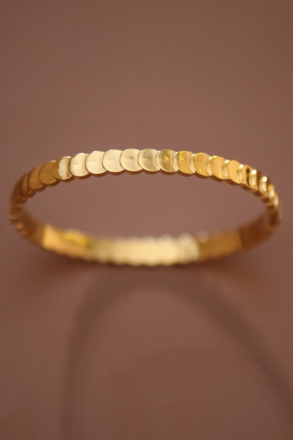Circular Overlap Bangle Bracelet-Market Grey Boutique