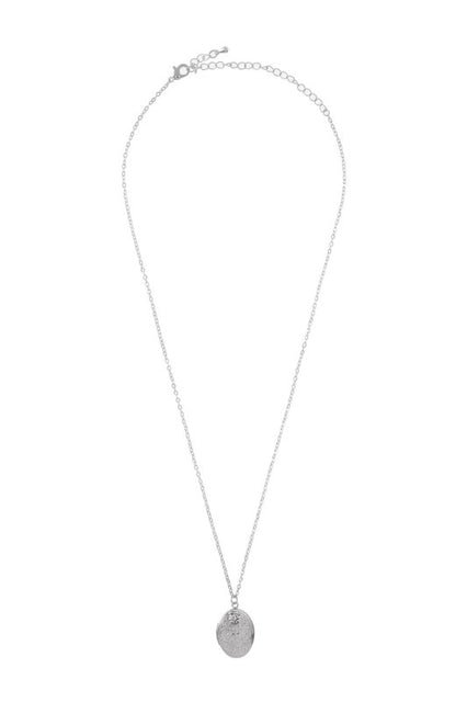Silver Antique Pattern Oval Pendant Necklace