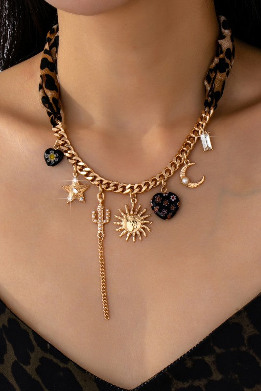Western Sunblast Star Scarf Necklace