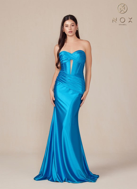 2026 - Ocean Blue Satin Fitted Keyhole Gown🤍