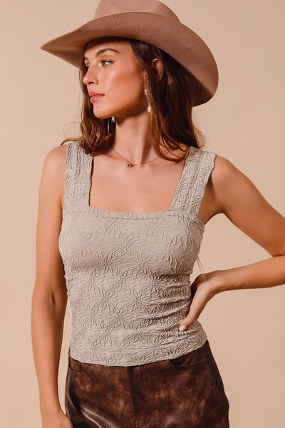 FLORAL JACQUARD SEAMLESS TANK