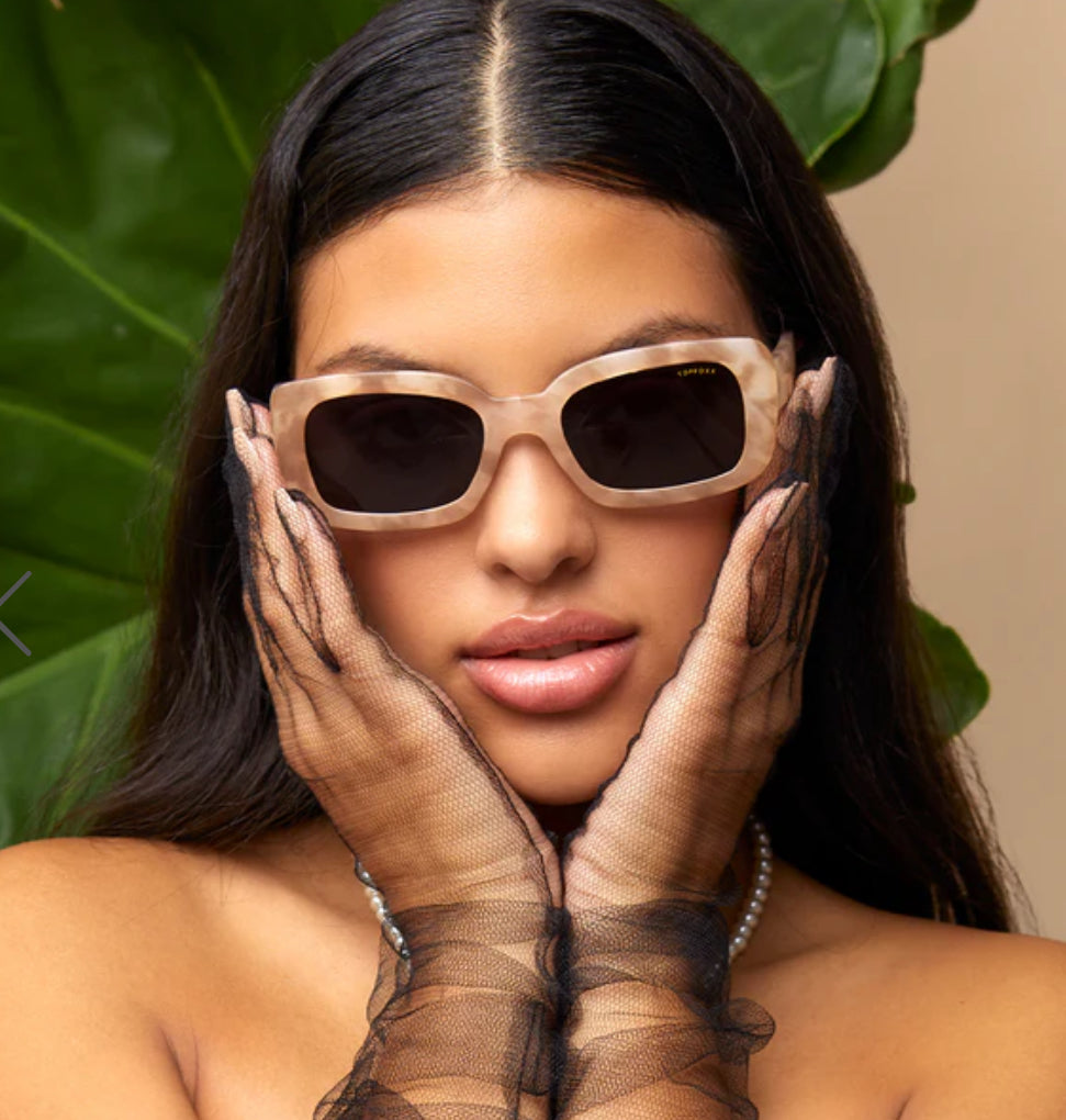TopFoxx Gigi Tortoise Black-Market Grey Boutique