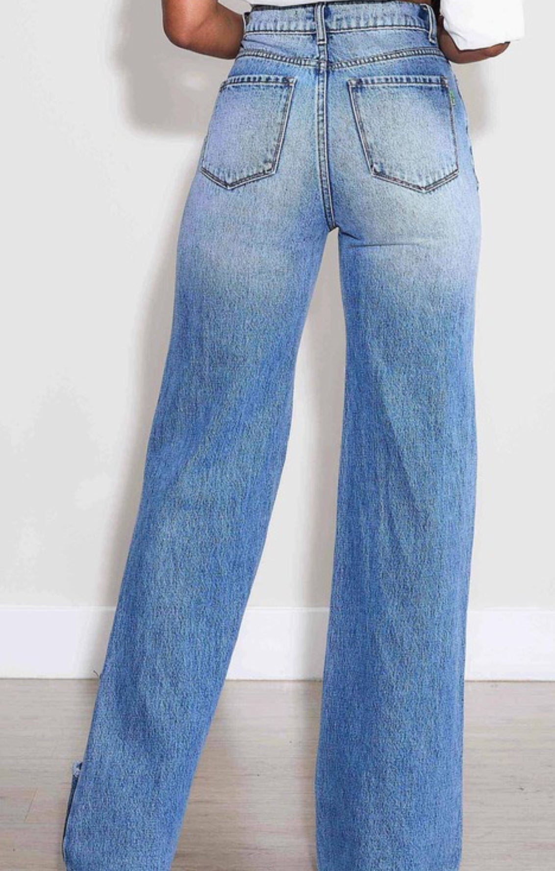 HR Distressed M.I.U. Baggy Denim