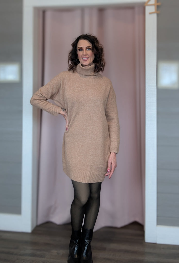 BEIGE TURTLENECK SWEATER DRESS