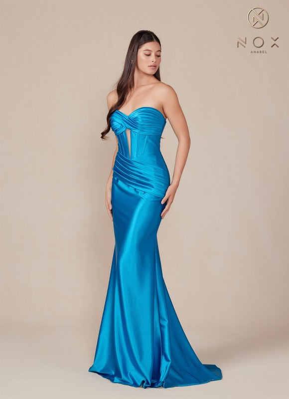 2026 - Ocean Blue Satin Fitted Keyhole Gown🤍