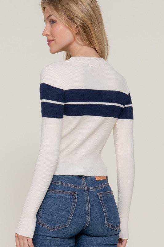 Juniors-Cream/Navy Long Sleeve Ribbed Sweater