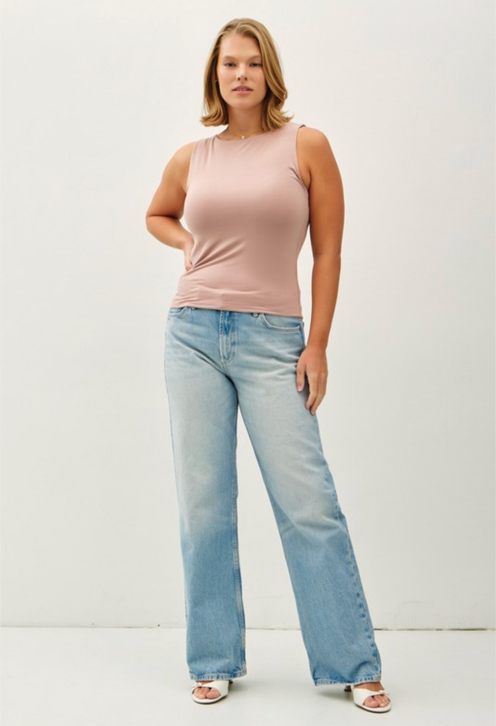 Curvy Hazelnut Basic Boat Neck Tank