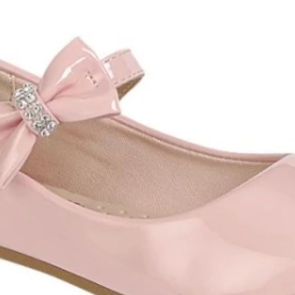Girl pink dress shoes